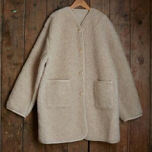SISKIN Mamaowl Merino Wool Teddy Oatmeal Jacket